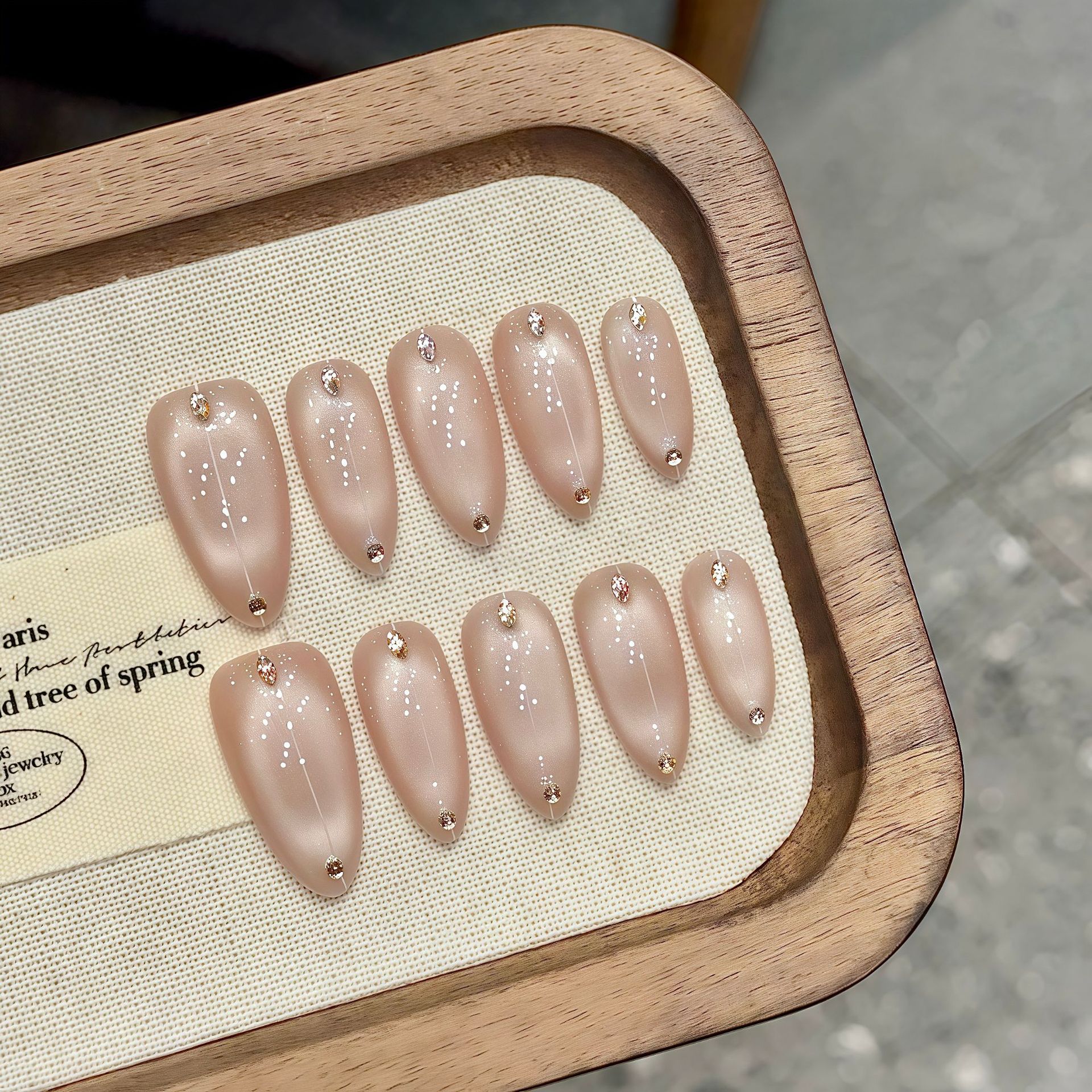 Nail Art Full Cat Eye - Handmade Nude Press on Nails Cateye