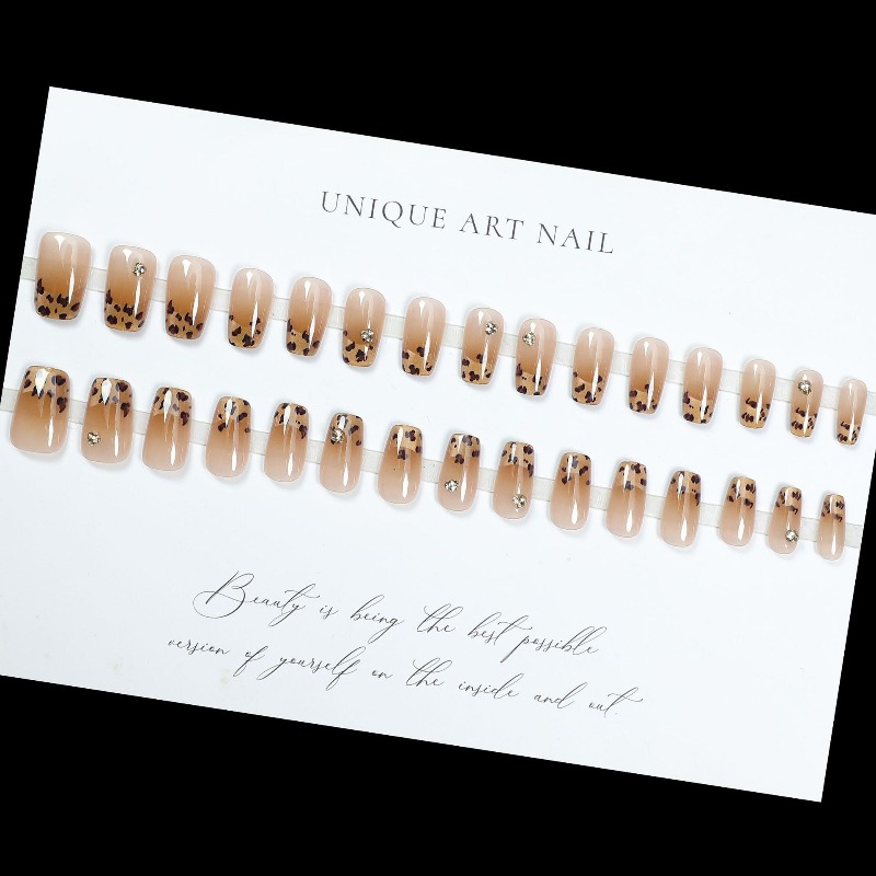 24 Pcs Simple Press Ons Nails  – обзор и цена Nail Art Leopard