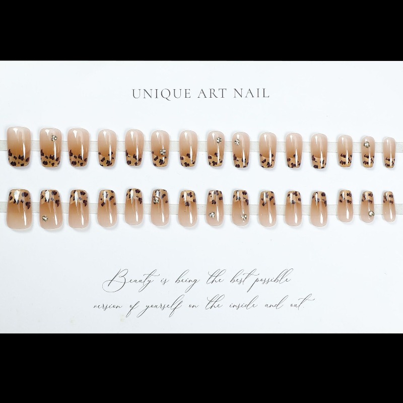24 Pcs Simple Press Ons Nails  – обзор и цена Nail Art Leopard