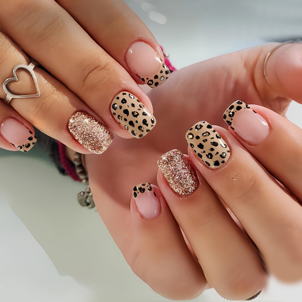 Short long fake nails for wome – обзор и цена Nail Art Leopard